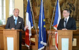 Ministr zahraničí Lubomír Zaorálek se svým francouzským protějškem Laurentem Fabiusem.