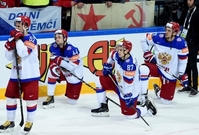 Vedení Ruské hokejové federace dostalo pokutu 80 000 švýcarských franků (asi dva miliony korun) od Mezinárodní hokejové federace (IIHF) za chování reprezentantů po skončení květnového finále mistrovství světa v Praze.