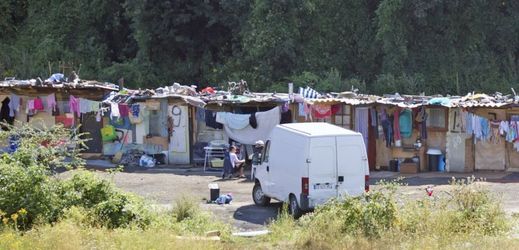 Problémem romských táborů je zejména značný nepořádek (ilustrační foto).