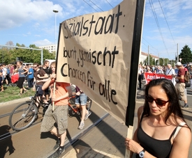 Demonstrace na podporu uprchlíků v saských Drážďanech.