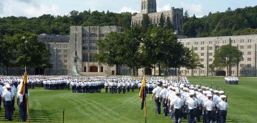 Studenti akademie ve West Pointu.