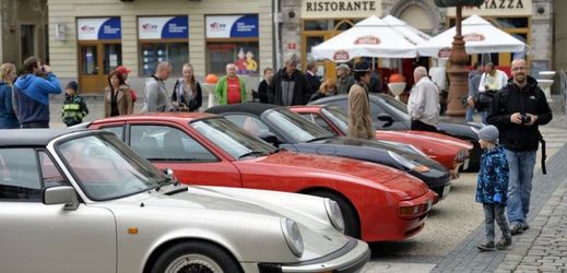 Do Liberce se sjel rekordní počet aut Porsche.