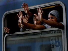 Prozatím poslední skupina migrantů z Maďarska zamířila vlakem do Vídně.