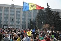 Demonstrace v centru Kišiněva.