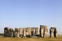 Objekt nalezený nedaleko Stonehenge se prozatím neoficiálně nazývá "superhenge".