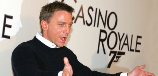 Daniel Craig opět ztvární Jamese Bonda. 