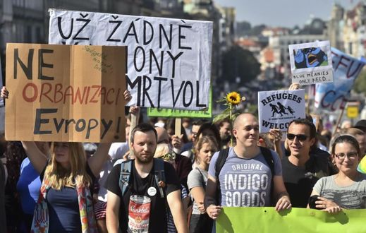 Demonstrace kvůli uprchlíkům se v sobotu konaly téměř po celé Evropě.