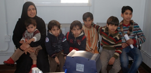 Uprchlíci v Jordánsku, kteří čekají na registraci (ilustrační foto).