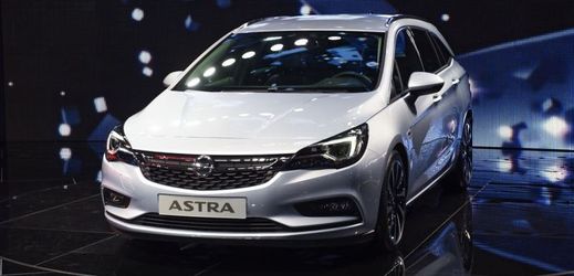 Opel Astra se ve Frankfurtu představil i ve verzi Sports Tourer.