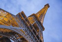 Osvětlení Eiffelovy věže je chráněno autorským právem.