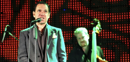 Jazzový zpěvák a držitel ceny Grammy Kurt Elling. V roce 2011 byl hlavní hvězdou mezinárodního festivalu Moravia Music Fest.