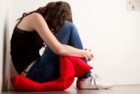 Dívky mezi jedenácti a jednadvaceti lety přiznávaly, že trpí nějakými psychickými problémy.