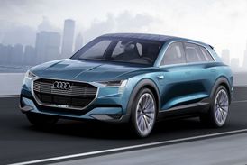 Audi e-tron quattro concept je poháněno třemi elektromotory.