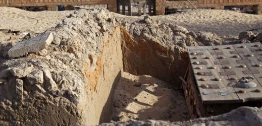 Škody napáchané islámskými radikály v maliském městě Timbuktu.