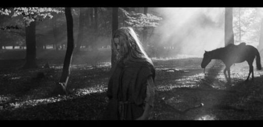 Snímek z filmu Markéta Lazarová.