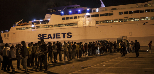 Uprchlíci se míjejí nejčastěji u hranic a v přístavech (ilustrační foto).