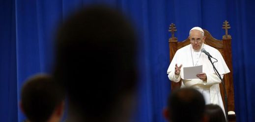 Papež František při proslovu ve Filadelfii.
