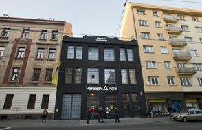 Sídlo Paralelní Polis v Praze.