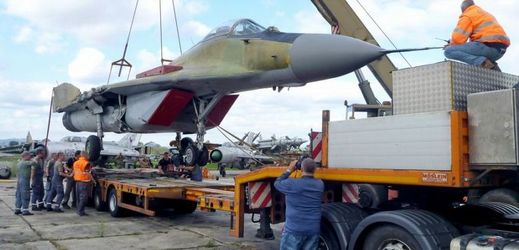 Vojenský historický ústav získal stíhací letoun MiG-29 ze Slovenska.