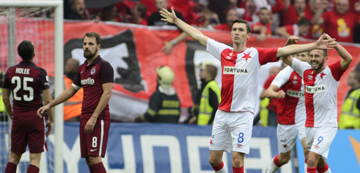 Slavia po třech letech vyhrála pražské derby. Tím ale její úspěchy nemusí končit. Na fotce střelec vítězné branky Jaromír Zmrhal.