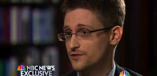 Edward Snowden v rozhovoru pro americkou televizi NBC, kde vysvětlil, proč tajné informace NSA odhalil.