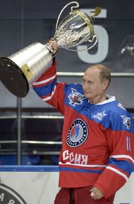 Vladimir Putin slavil na ledě.