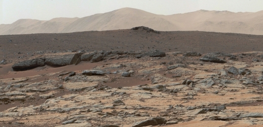 Výhled v kráteru Gale na Marsu.