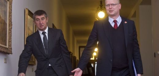 Zleva vicepremiér Andrej Babiš a předseda KDU-ČSL Pavel Bělobrádek.