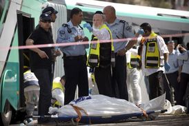 Od začátku října přišlo o život nejméně sedm Izraelců a 30 Palestinců.