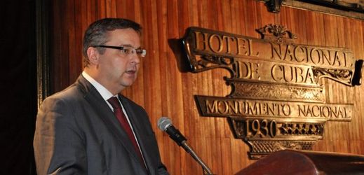 Náměstek ministra zahraničí Martin Tlapa 12. října při vystoupení na kubánsko-českém podnikatelském fóru,