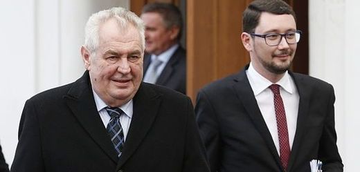 Prezident Miloš Zeman a jeho mluvčí Jiří Ovčáček.