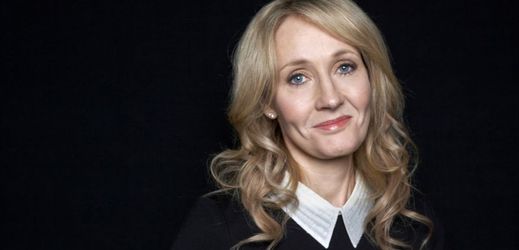 Spisovatelka J.K. Rowlingová, které vydává pod pseudonymem Robert Galbraith.