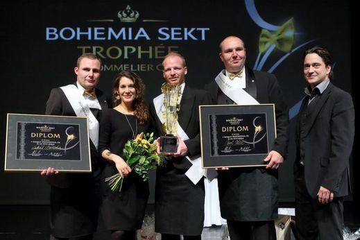 Na snímku zleva Lukáš Benda, Barbora Seidlová, David Král, Pavol Velič a Saša Rašilov.