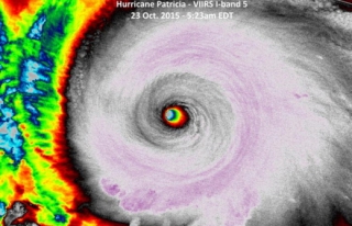 Snímek NASA. Oko hurikánu Patricia.