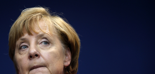 Merkelovou kritizuje kvůli migraci většina Němců.