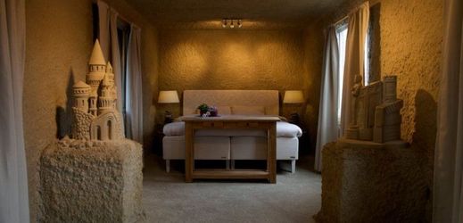 Luxusní pokoj z písku.