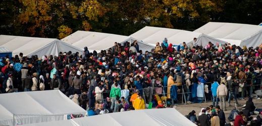 Podle odhadu jsou tisíce migrantů, kteří už dorazili do Evropy, jen špičkou ledovce.