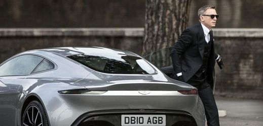 Aston Martin vytvořil na zakázku celkem deset aut DB10 pro nový film s Jamesem Bondem.
