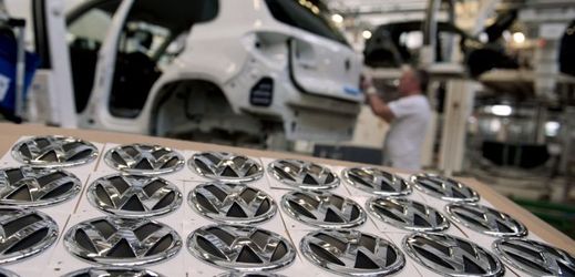 Koncern VW potvrdil, že vozy začne zvát k servisním prohlídkám od ledna (ilustrační foto).