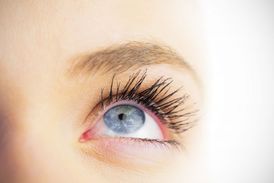 Léčba oka pomocí kmenových buněk se v některých státech využívá v klinické praxi.