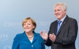 Německá kancléřka Angela Merkelová a bavorský premiér Horst Seehofer.