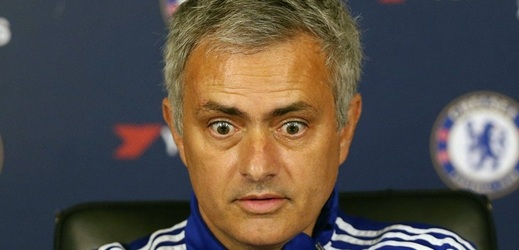 José Mourinho na tiskové konferenci.
