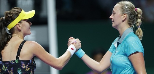 Agnieszka Radwaňská (vlevo) se s Petrou Kvitovou na Masters střetla už čtyřikrát.