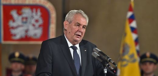 Prezident Miloš Zeman při příležitosti výročí vzniku Československa uděloval 28. října na Pražském hradě státní vyznamenání.