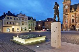 Zrekonstruované náměstí ve Frýdlantu.