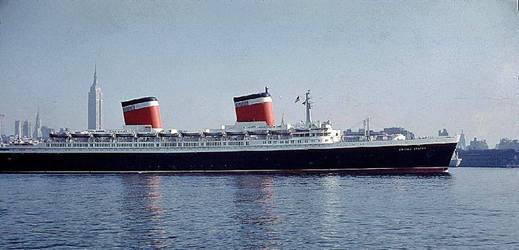 Loď SS United States byla kdysi nejrychlejší zaoceánskou lodí světa.