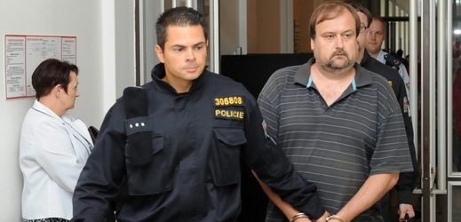 Krajský soud v Českých Budějovicích rozhodoval 20. srpna o uvalení vazby na ředitele litoměřické vazební věznice Tomáše Líbala, který je podezřelý z korupce.
