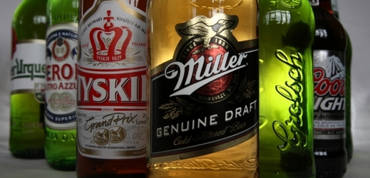 InBev dohodl převzetí pivovarnické společnosti SABMiller.
