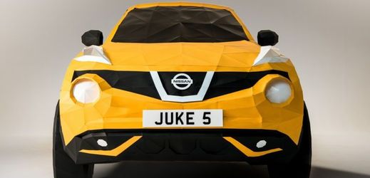 Nissan Juke v životní velikosti. Ovšem z papíru.