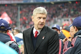 Arséne Wenger, trenér Arsenalu.